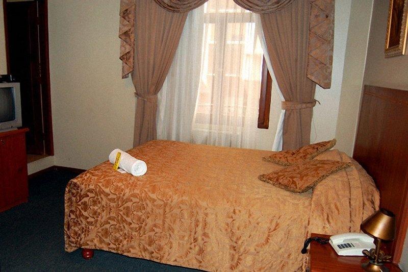 Hotel La Fontana Guayaquil Pokoj fotografie